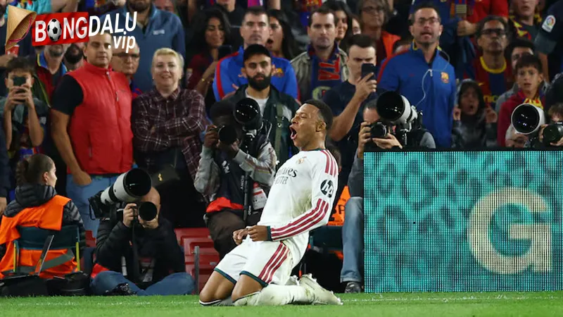 Raphinha Thap Hy Vong Nhung Mbappe Lan Nua Dap Tat Giac Mo Cua Barcelona